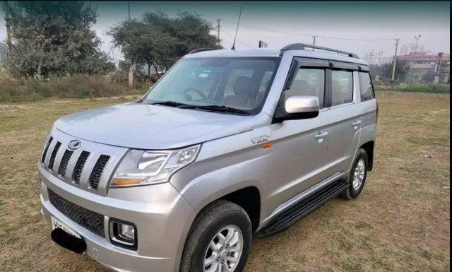 Mahindra TUV300 T8 AMT 2017