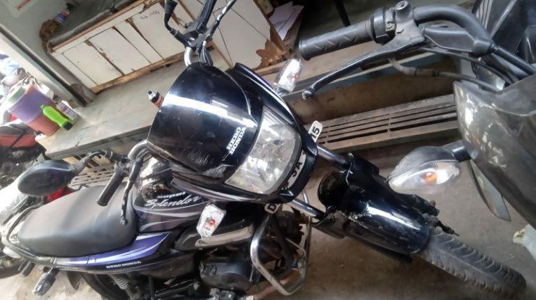 Hero Super Splendor 125cc 2011