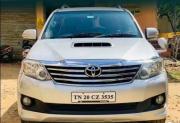 Toyota Fortuner 2.8 4x4 MT 2012