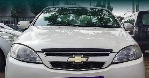 Chevrolet Optra LT 1.8 2012