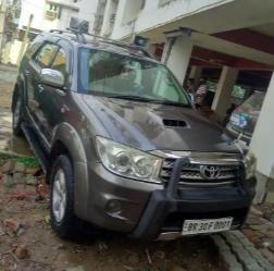 Toyota Fortuner 3.0 4x4 AT 2011