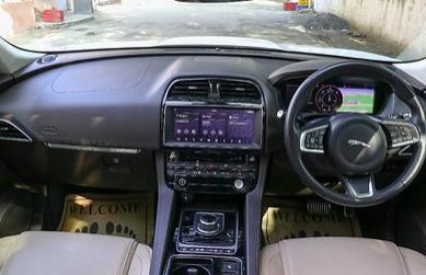 Jaguar F-Pace Prestige 2019