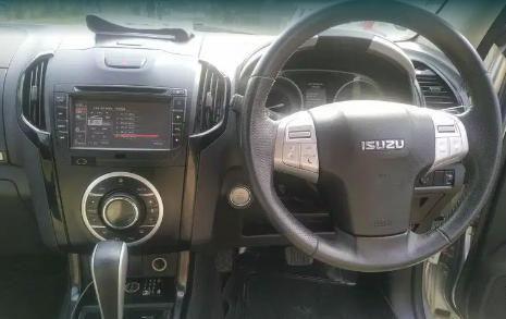 Isuzu MU-X 4x2 2018