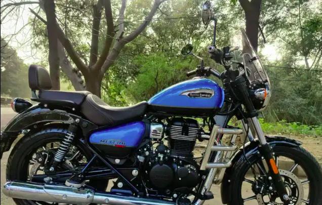 Royal Enfield Meteor 350 Supernova 2021