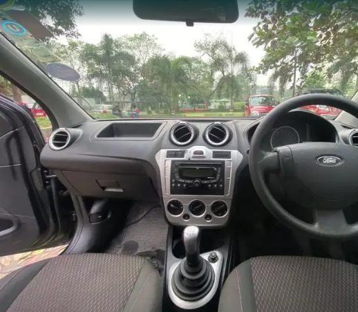 Ford Figo ZXI DURATEC 1.2 2010