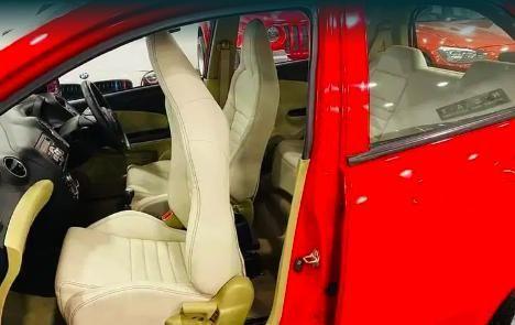Honda Brio VX (O) MT 2015