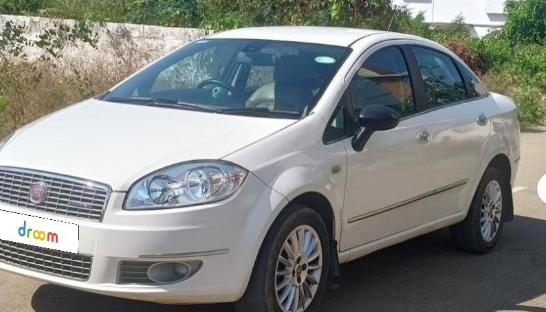 Fiat Linea EMOTION 1.4 2012