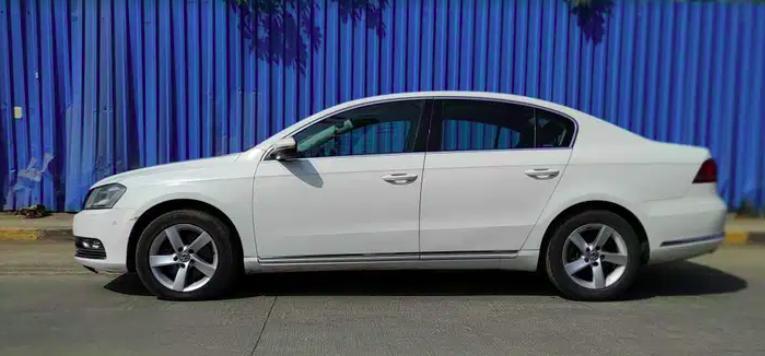 Volkswagen Passat Highline 2.0 TDI 2011