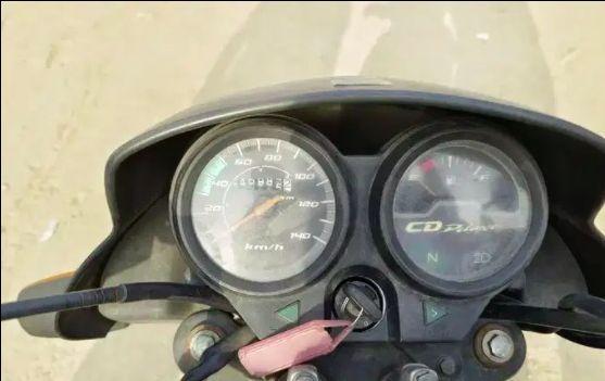 Hero CD Deluxe 100cc 2010