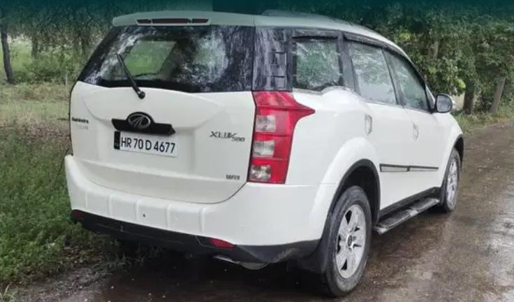 Mahindra XUV500 W8 2WD 2014