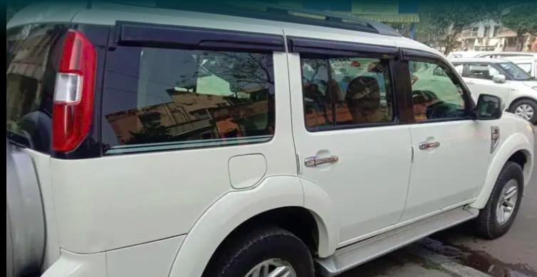 Ford Endeavour XLT TDCI 4X2 2012