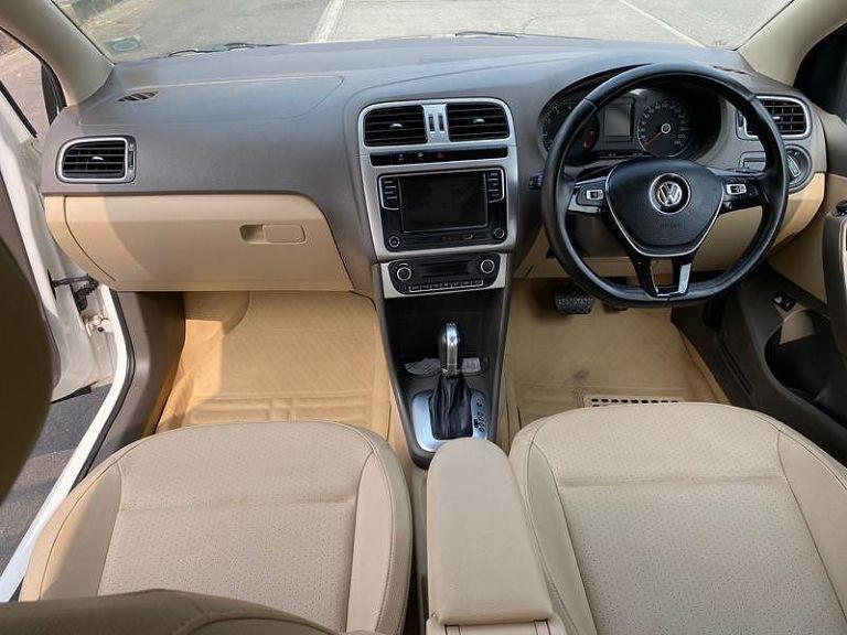 Volkswagen Vento Highline Petrol 2020