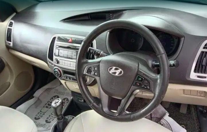 Hyundai i20 ASTA 1.4 2012