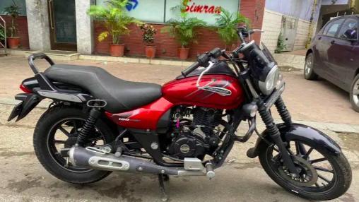 Bajaj Avenger Street 180 2018