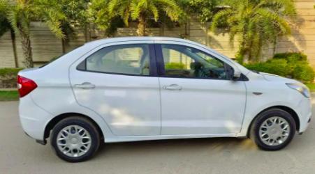 Ford Figo Trend 1.2 Ti-VCT 2015