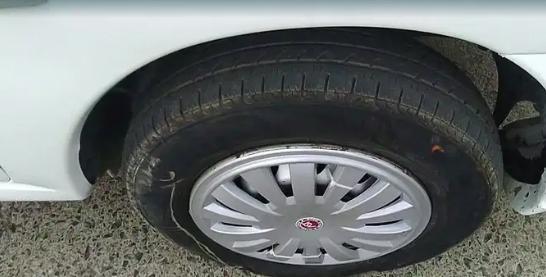 Tata Indica eV2 LS 2017