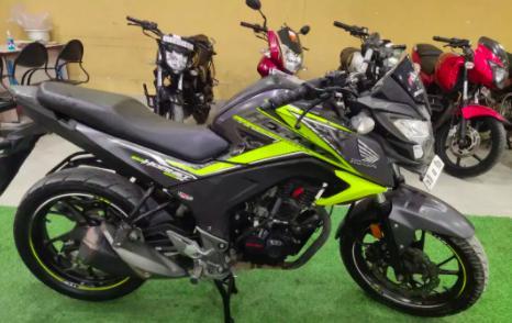 Honda CB Hornet 160R STD 2018