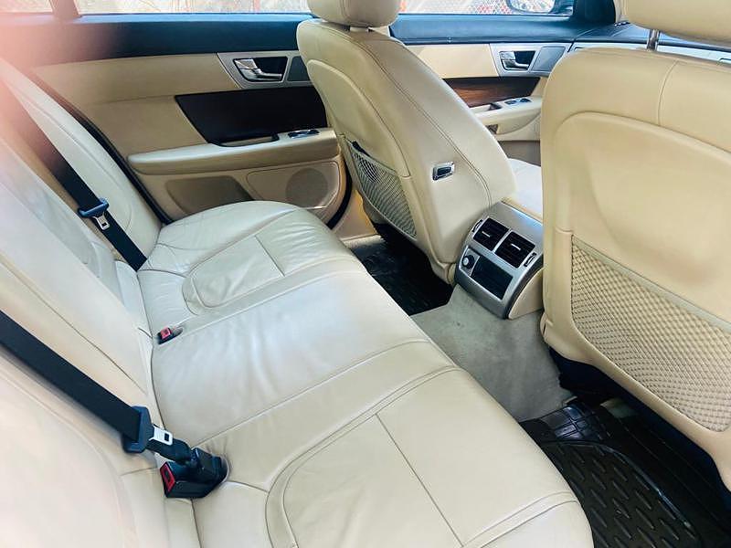 Jaguar XF 2.2 Diesel Luxury 2013