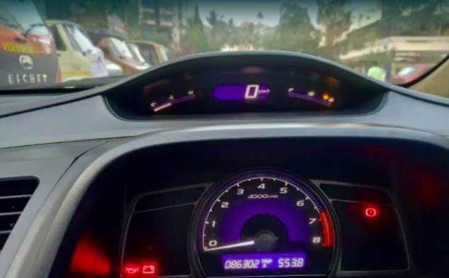 Honda Civic 1.8V MT 2012