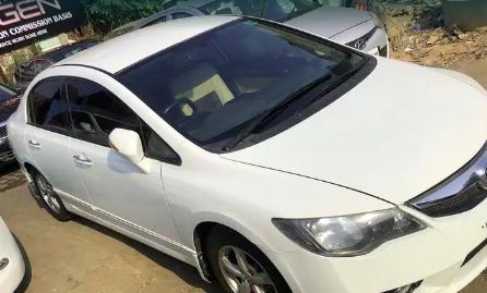 Honda Civic 1.8V MT 2012