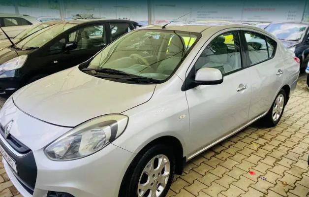 Renault Scala RXL DIESEL 2012