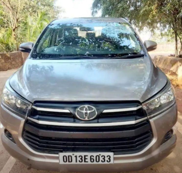 Toyota Innova Crysta 2.4 G 7 STR 2016