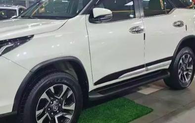 Toyota Fortuner 2.8 4x2 AT 2021