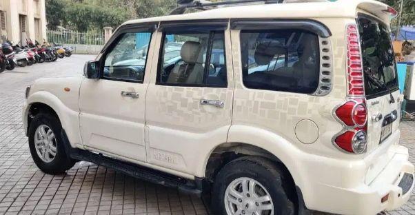 Mahindra Scorpio S3 2WD 2018