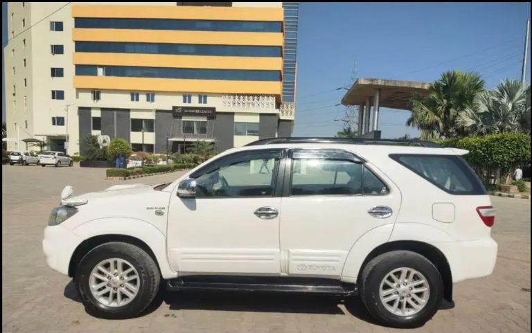 Toyota Fortuner 3.0 MT 4X4 2009