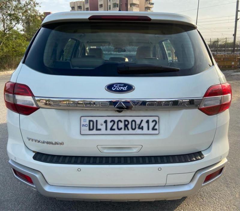 Ford Endeavour Titanium 2.2 4x2 MT 2019