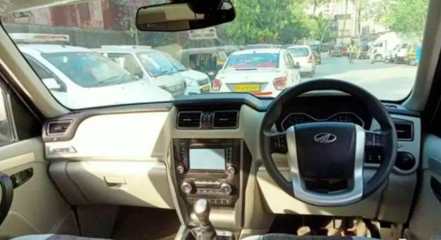 Mahindra Scorpio S10 2015