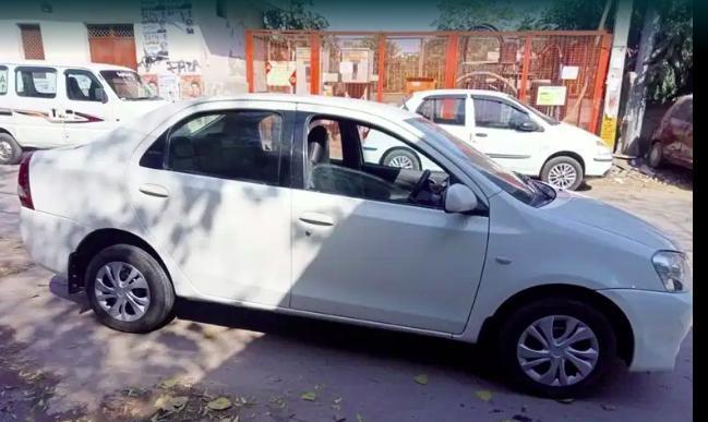 Toyota Prius 1.8 Z6 2012