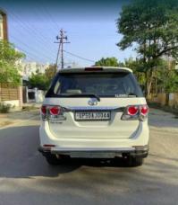 Toyota Fortuner 2.8 4x2 MT 2014
