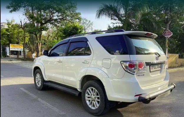 Toyota Fortuner 2.8 4x2 MT 2014