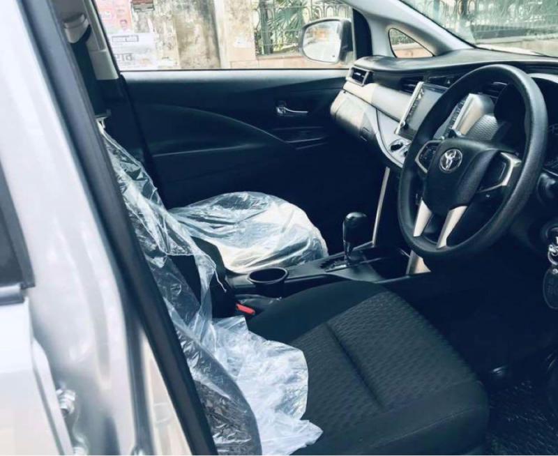 Toyota Innova Crysta 2.4 G 8 STR BS6 2021