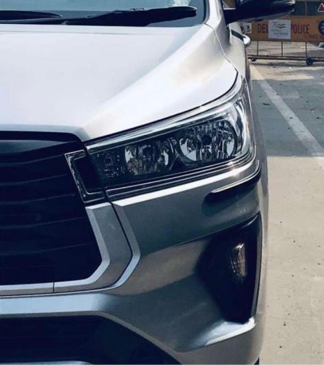 Toyota Innova Crysta 2.4 G 8 STR BS6 2021