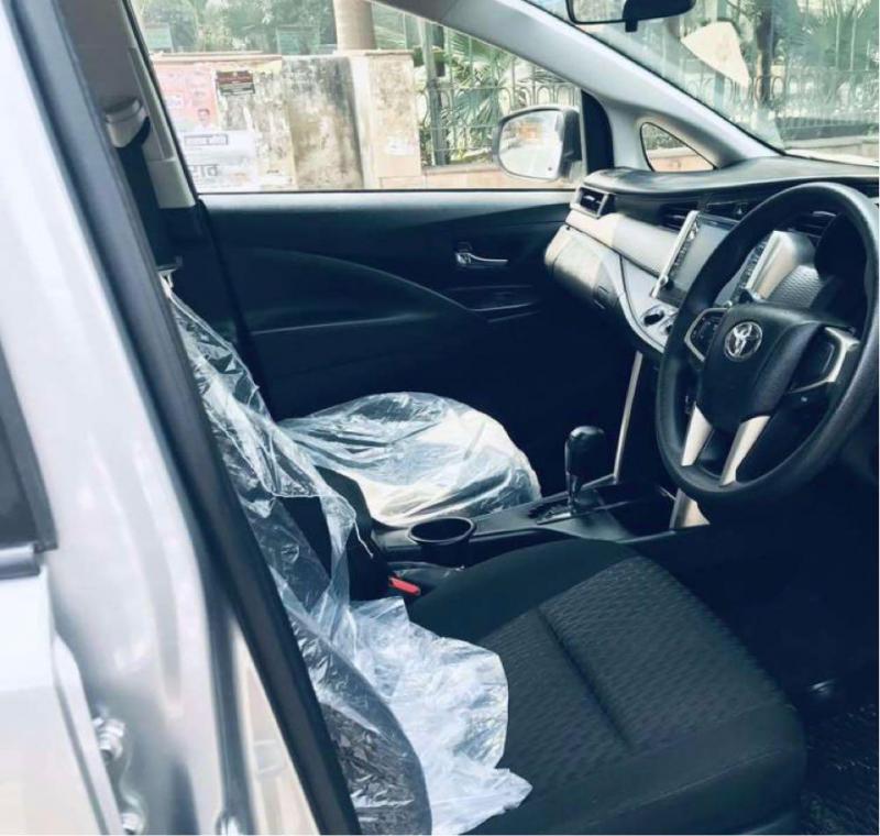 Toyota Innova Crysta 2.4 G 8 STR BS6 2021