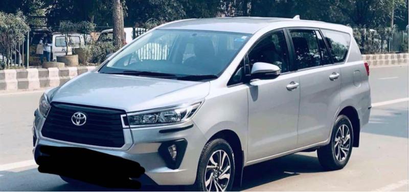 Toyota Innova Crysta 2.4 G 8 STR BS6 2021