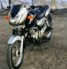 Bajaj Pulsar 150cc 2004