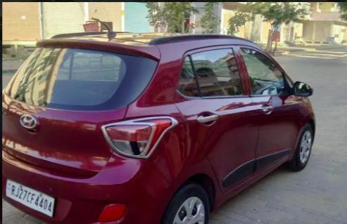 Hyundai Grand i10 Sportz U2 1.2 CRDi 2015