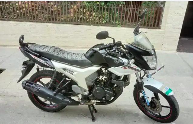 Yamaha SZR 150cc 2012