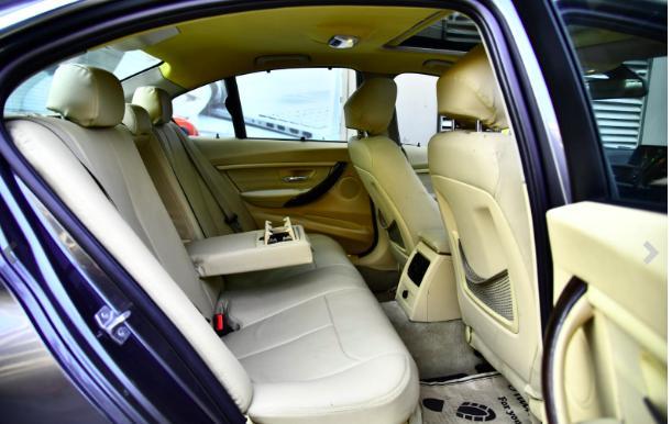 BMW 3 Series 320d 2012