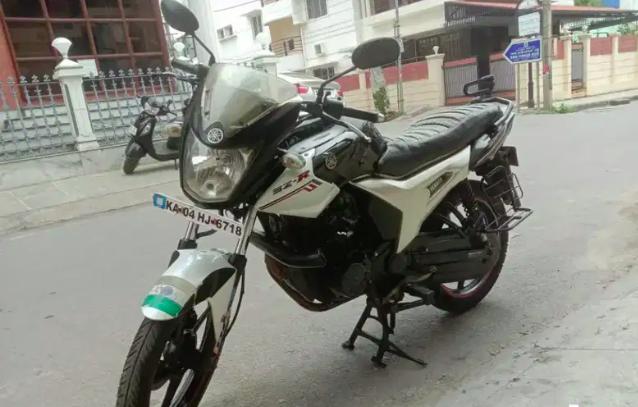 Yamaha SZR 150cc 2012