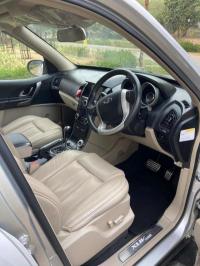 Mahindra XUV500 W7 AT BS6 2021