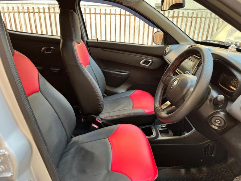 Renault KWID 1.0 RXT AMT Opt 2019