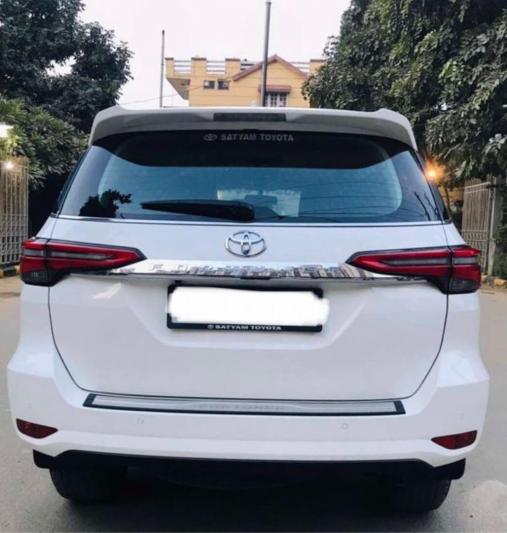 Toyota Fortuner 2.8 4x4 AT BS6 2021