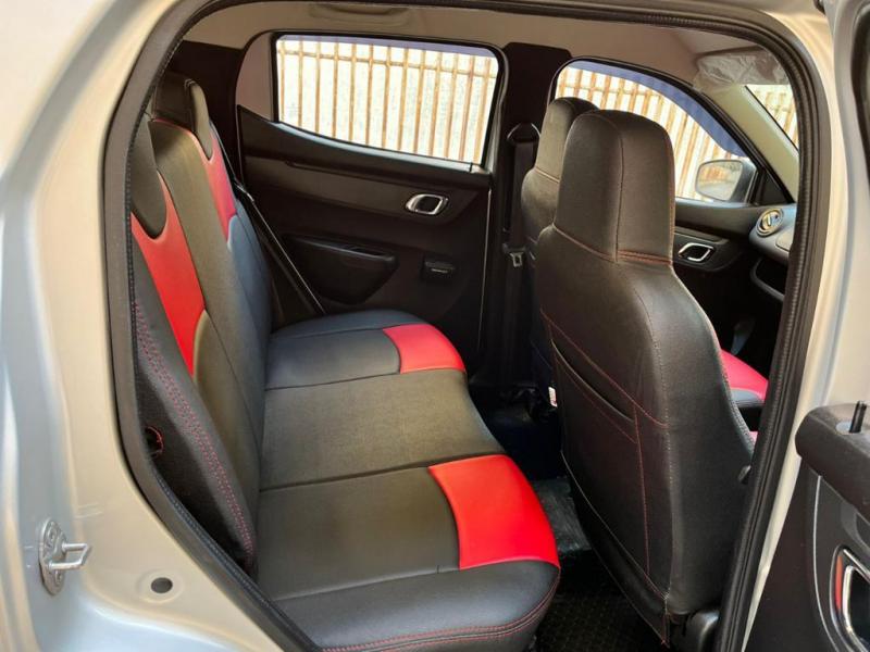 Renault KWID 1.0 RXT AMT Opt 2019