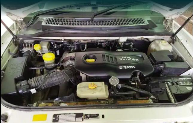 Tata Safari Storme 2.2 VX 4x4 Varicor400 2014