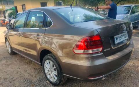 Volkswagen Vento 1.6L Highline 2016