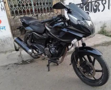 Bajaj Pulsar 220F 2017